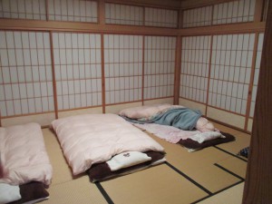 Une chambre dans un ryokan. L'immersion est totale !